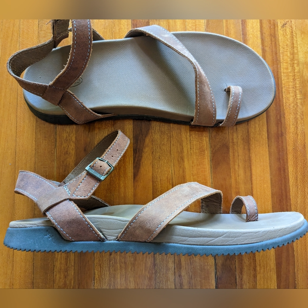 Chaco sandal size 10